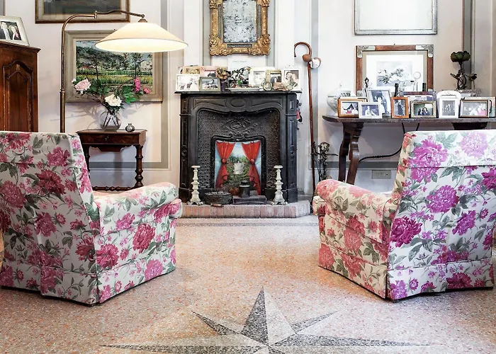 فندق مبيت وإفطار I Frarivi شينكْوالي