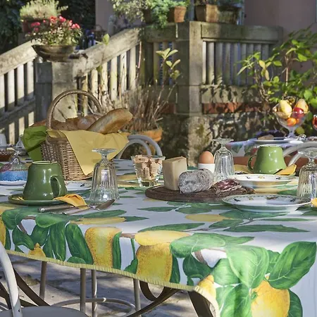 I Frarivi Bed and Breakfast